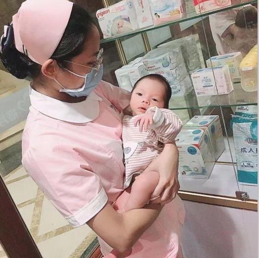 月子中心月嫂服 1583463313284797.jpg