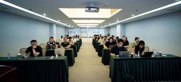 深圳市知识产权公共服务进园区系列活动在南山区智恒产业园成功举办